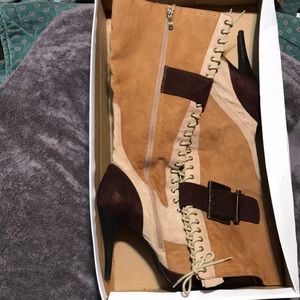 TWO LIPS Tri-toned 5-inch Platform Stiletto Boot